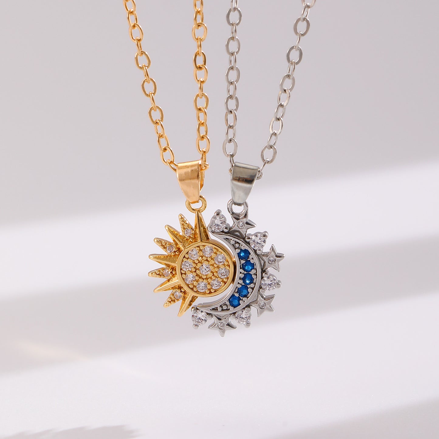 2pcs Necklace Sun And Moon Magnetic Pendant Clavicle Chain For Couples and Lovers