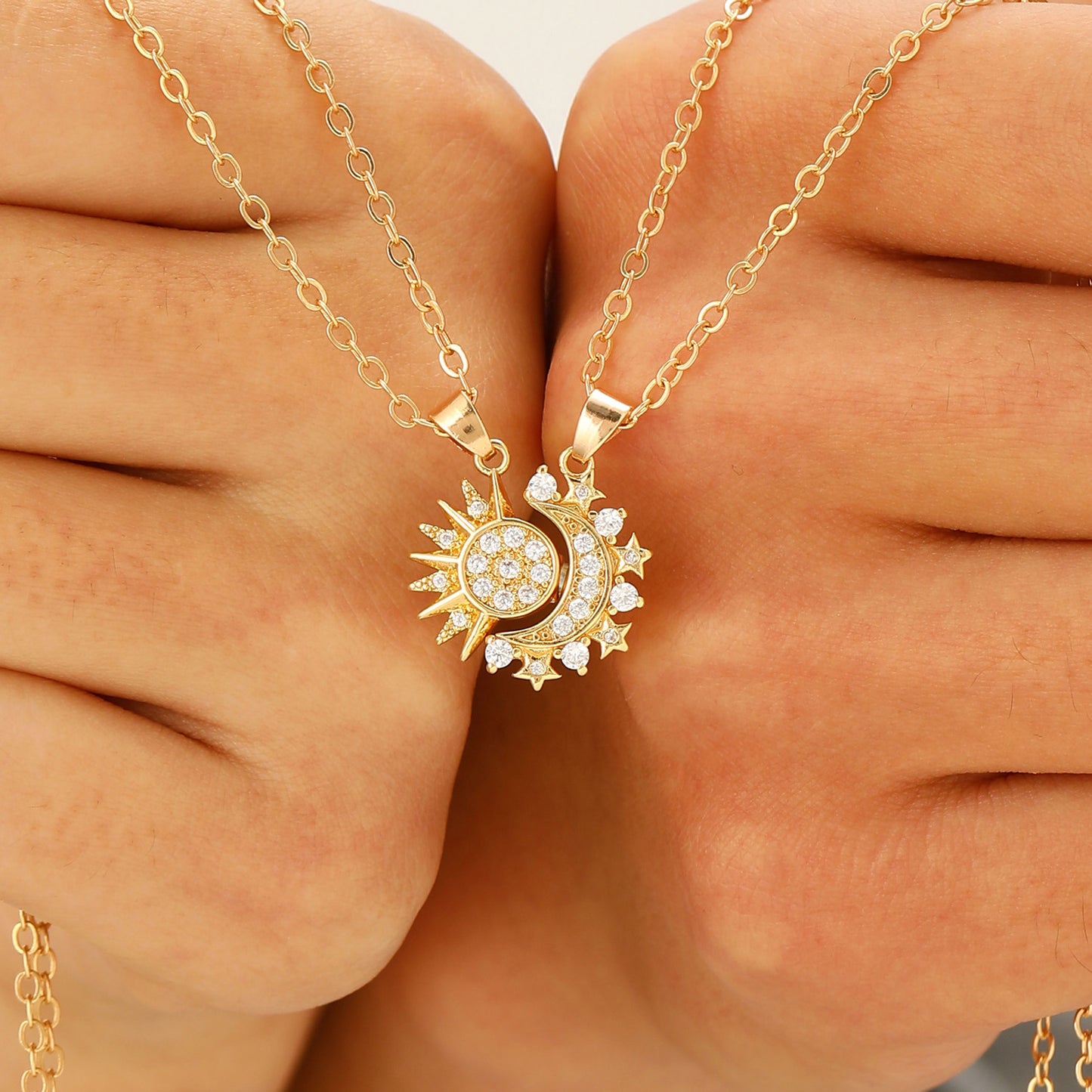 2pcs Necklace Sun And Moon Magnetic Pendant Clavicle Chain For Couples and Lovers